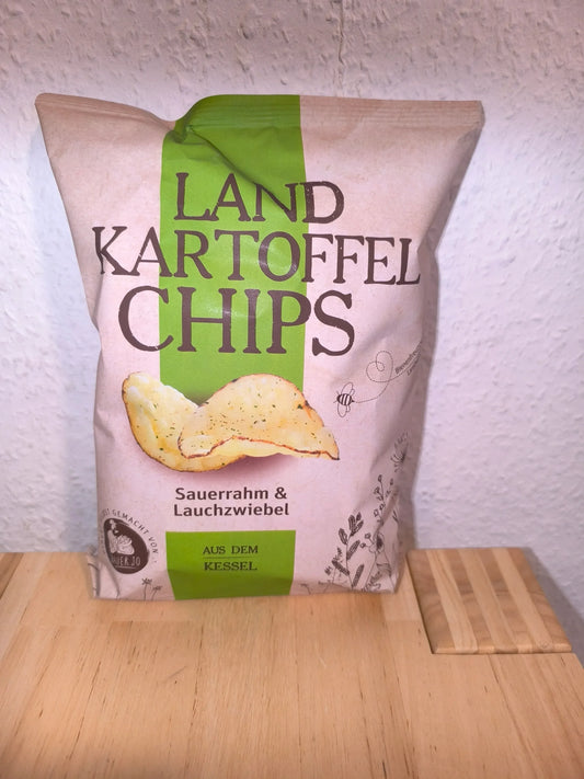 Landkartoffel Chips Sauerrahm & Lauchzwiebel 150g | Aus dem Kessel - Bienenhof-Keil-Shop